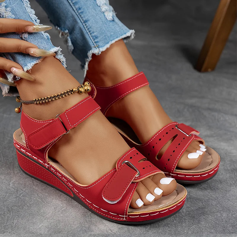 Adjustable Women's Walking Sandals for Ultimate Comfort