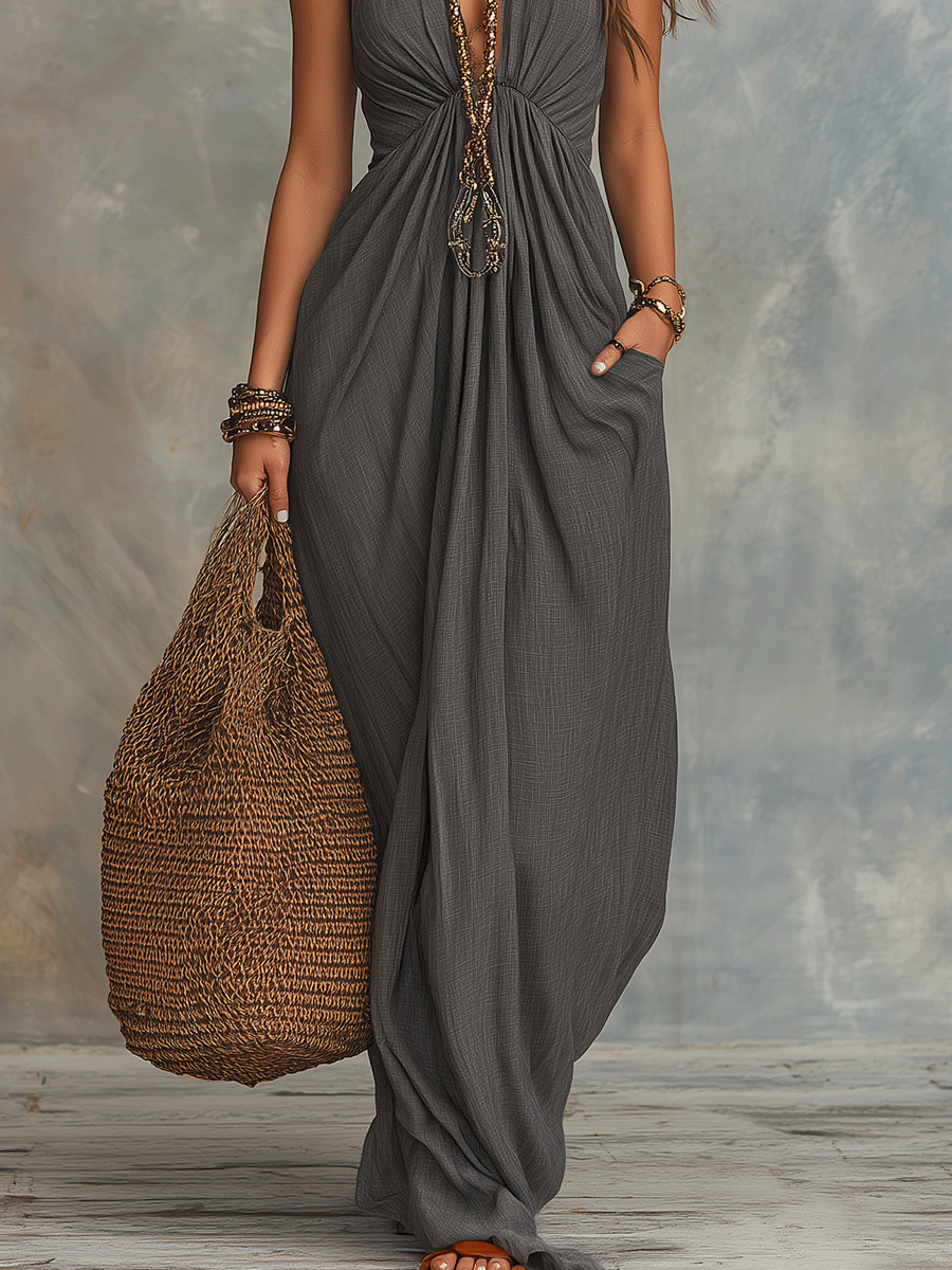 Robe maxi bohème élégante à col halter avec design drapé