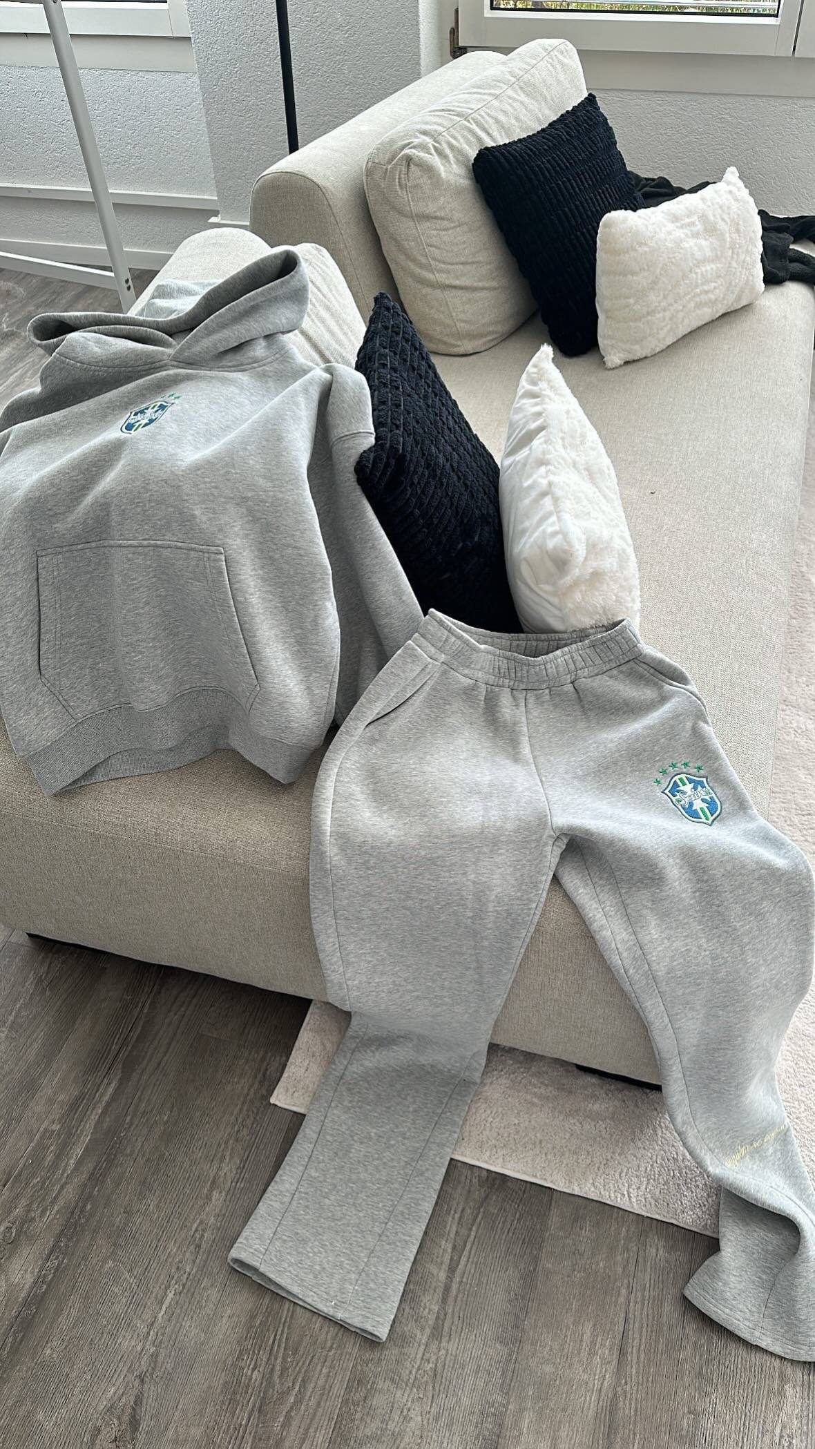 Men's Tracksuit | Streetwear Style & Everyday Comfort