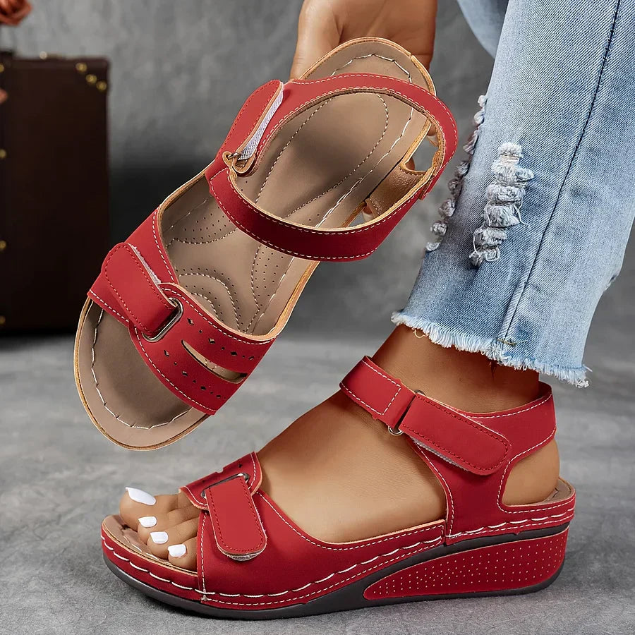 Adjustable Women's Walking Sandals for Ultimate Comfort