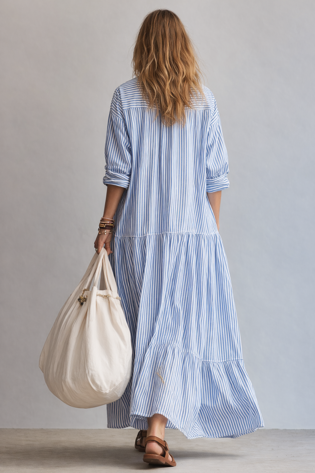 Robe maxi à rayures bleues et coupe décontractée