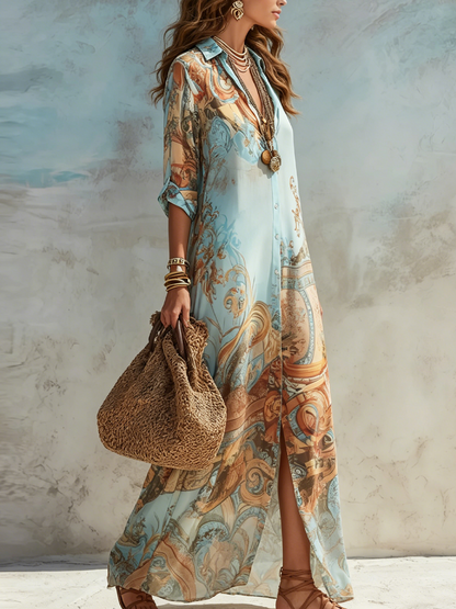 Robe maxi en mousseline bleue fleurie de style baroque