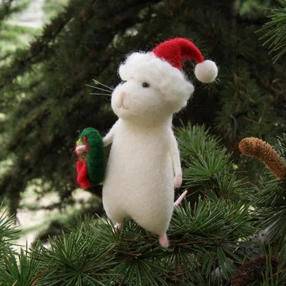 Handcrafted Felt Pumpkin Mouse Ornament for Halloween Seasonal Home and Festive Decor