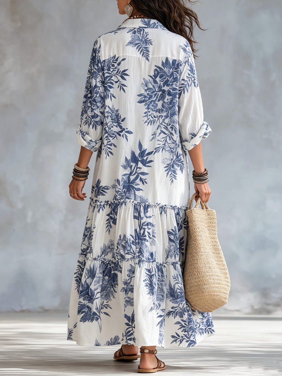 Robe maxi bohème chic bleue à fleurs avec détails boutonnés