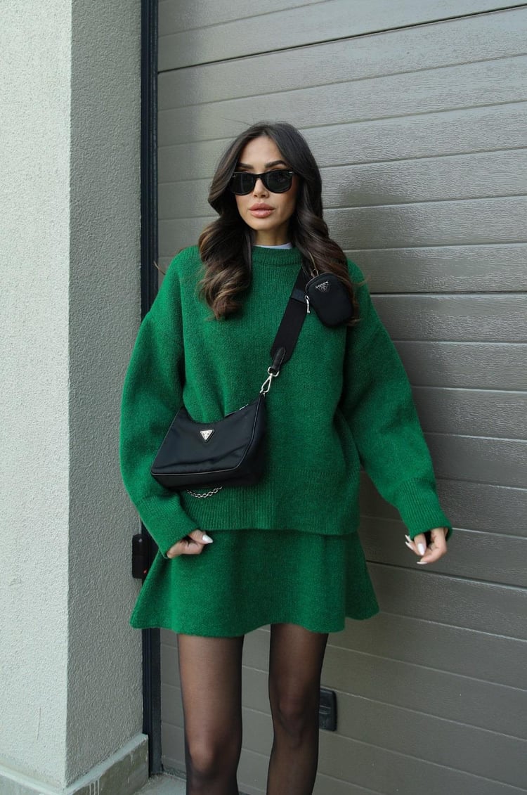NEVA 2-Piece Oversized Sweater and Skirt Set for Women – Comfortable Stylish Outfit