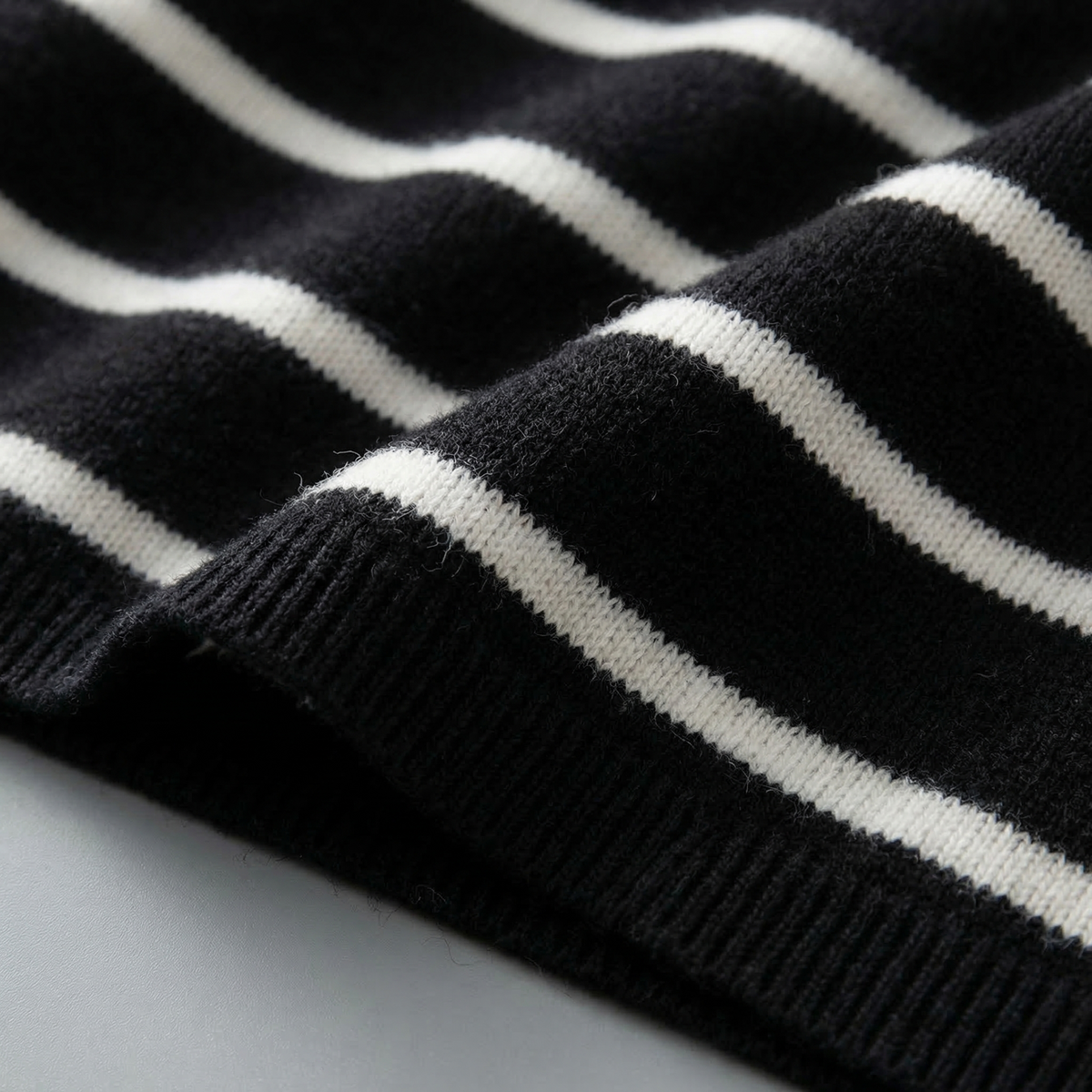 Women's Wool Blend Stripe Sweater Relaxed Fit – Alessia