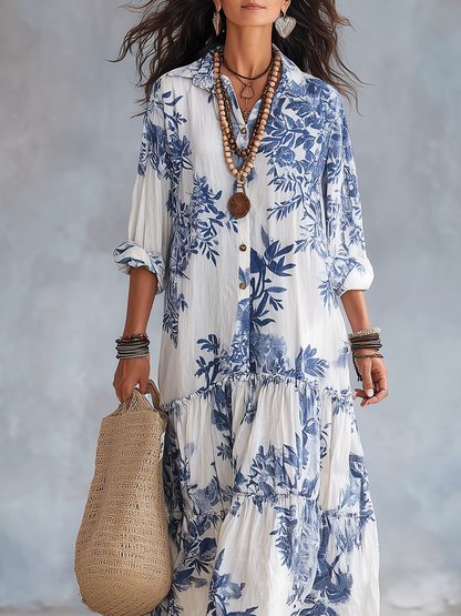 Robe maxi bohème chic bleue à fleurs avec détails boutonnés