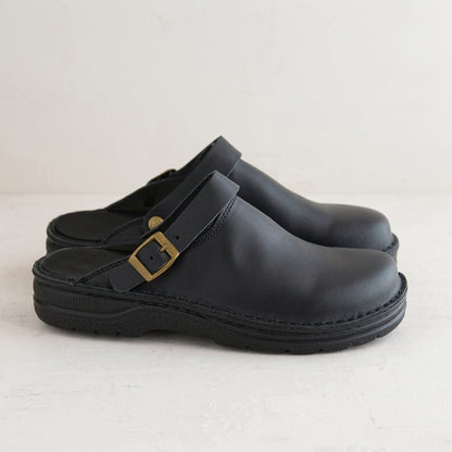 Orthopedic Leather Clogs With Slip On Comfort – Elara