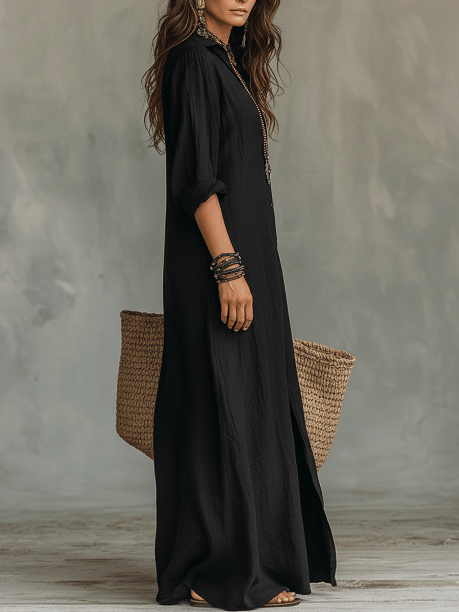 Robe maxi bohème avec design à boutons noirs sur le devant
