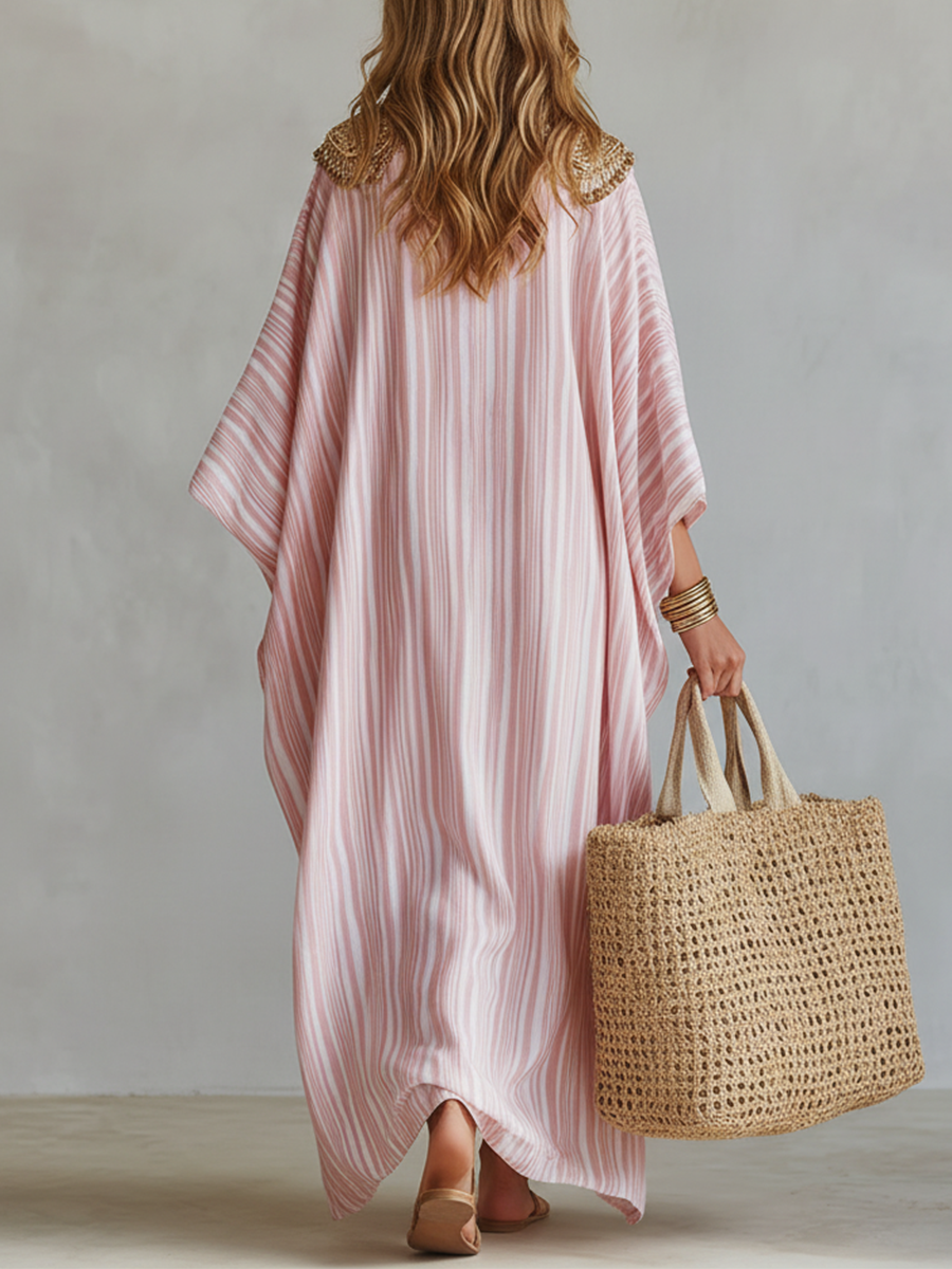 Robe kaftan rose pâle rayée de style bohème
