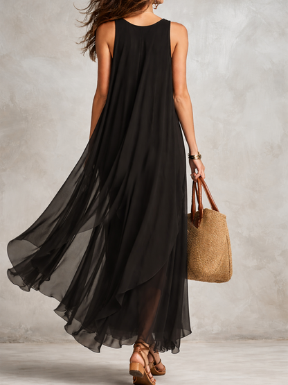 Robe maxi bohème chic en mousseline noire à couches