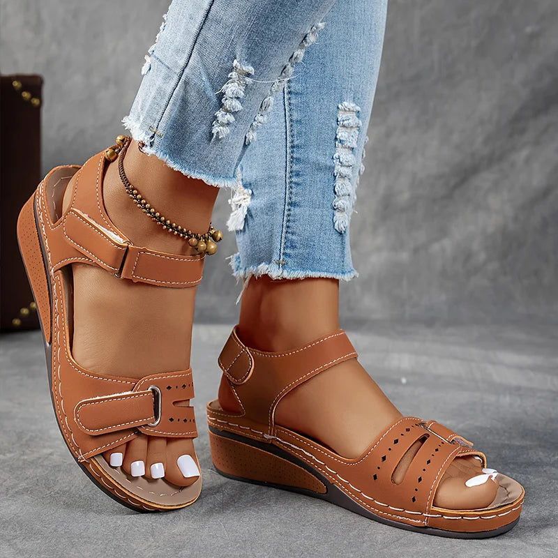 Adjustable Women's Walking Sandals for Ultimate Comfort