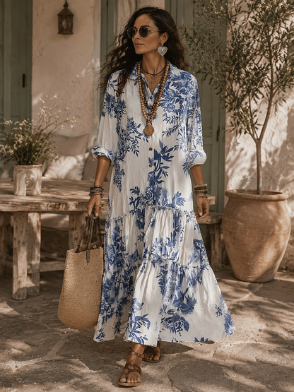 Robe maxi bohème chic bleue à fleurs avec détails boutonnés