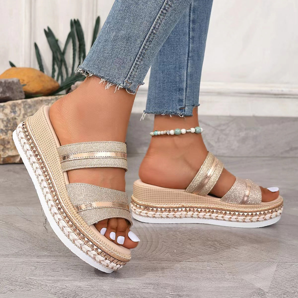 Daphne Platform Sandals with Comfortable Fit and Versatile Stylish Design
