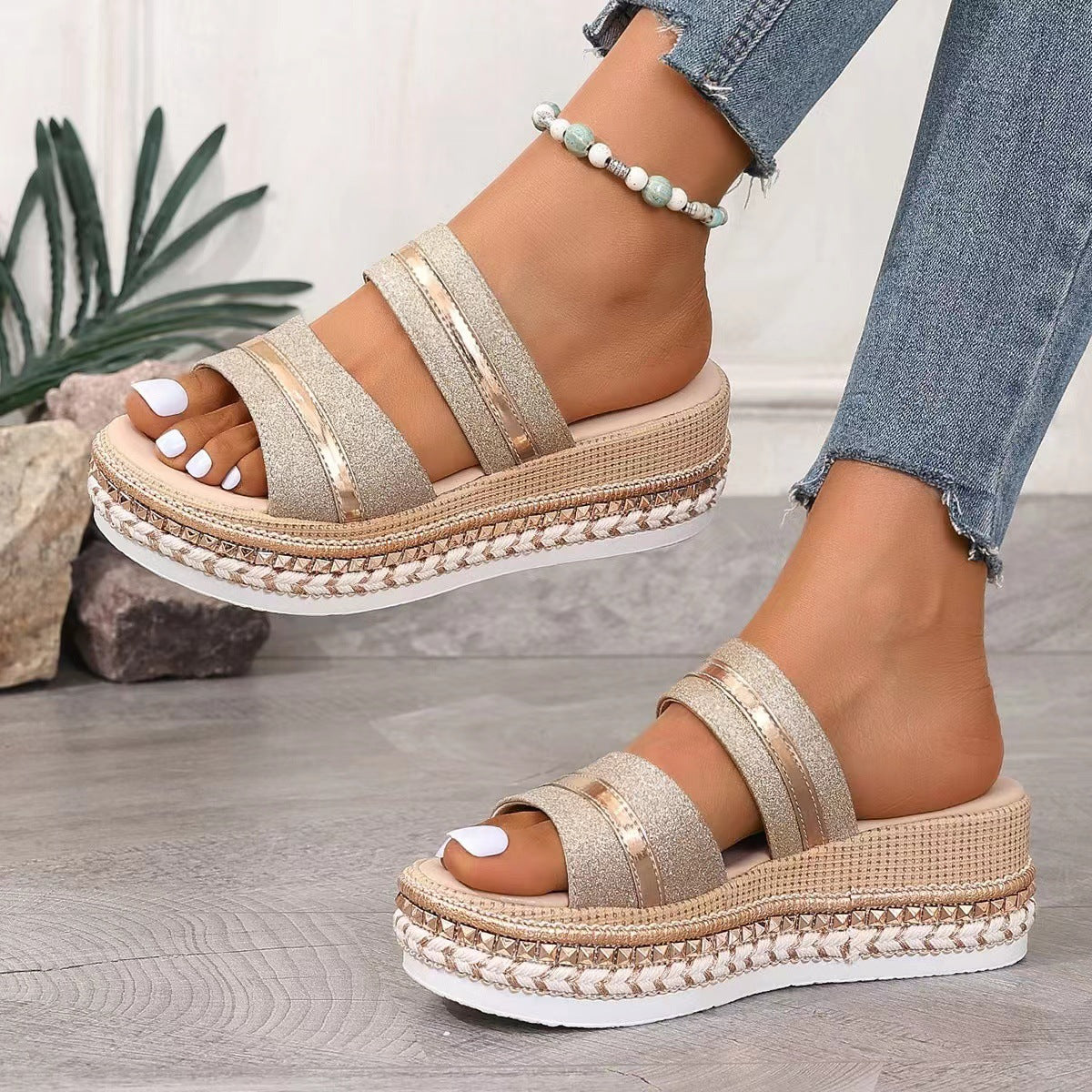 Daphne Platform Sandals with Comfortable Fit and Versatile Stylish Design