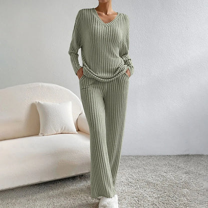 KATHY Ribbed Knitted 2-Piece Loungewear Set – Comfortable Sweater & Pants
