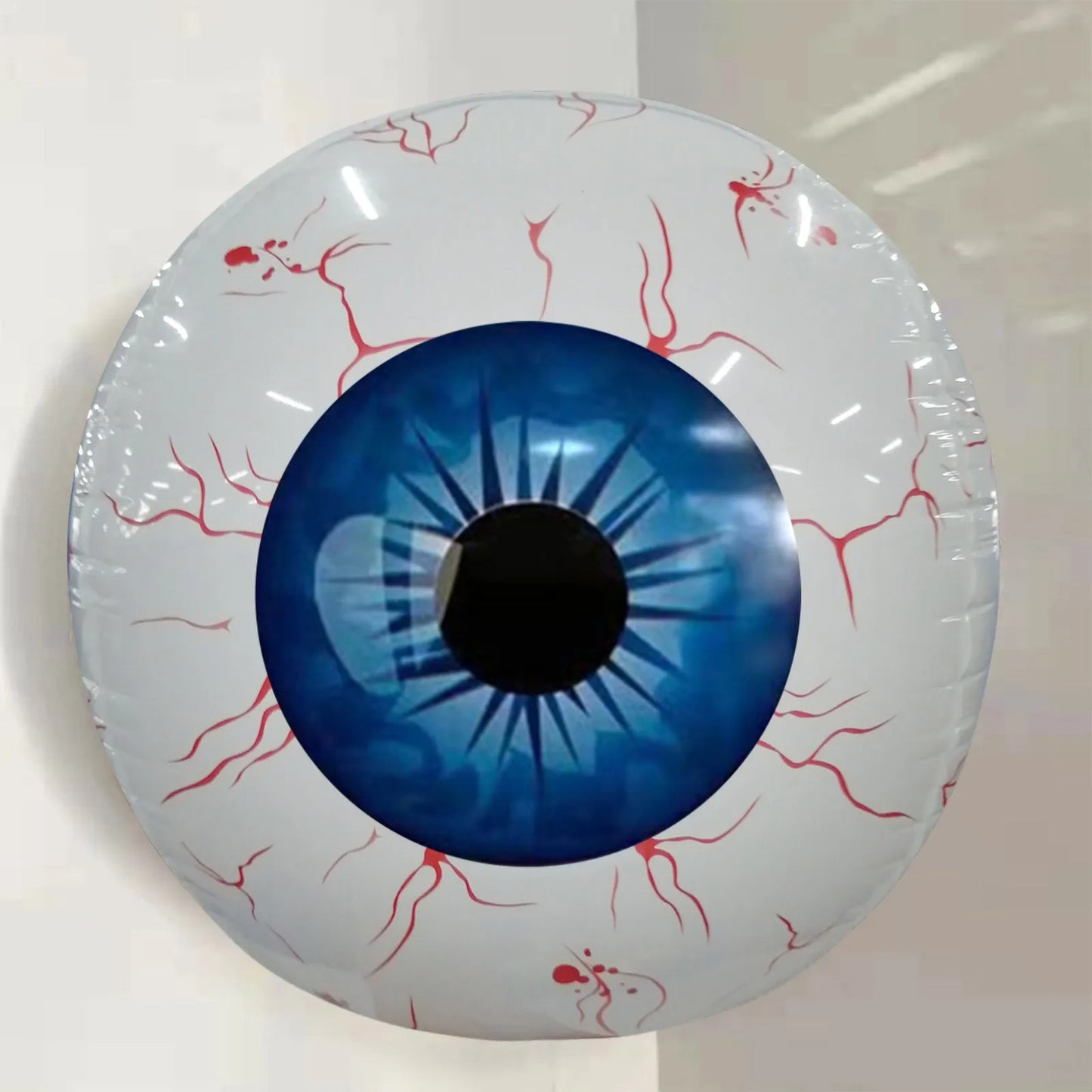 Bloodshot Eyeball Inflatable Halloween Yard Decoration – Spooky Outdoor Halloween Decor