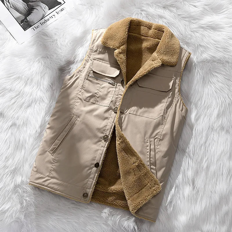 Timor Lightweight Fleece Vest with Four Pockets for Warmth and Mobility