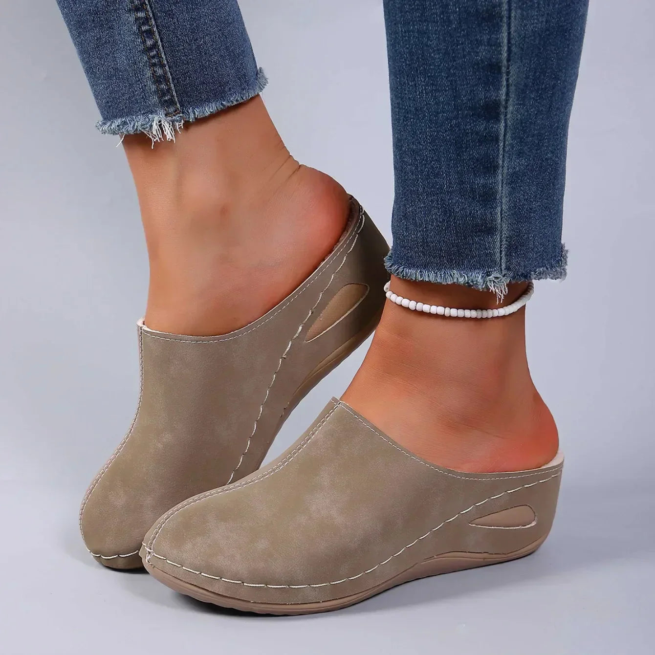 Noemi | Women's Orthopedic Comfort Slide