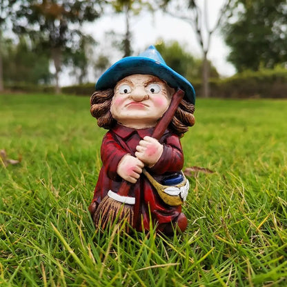 Waterproof Resin Witch Statue for Halloween Decor – Indoor & Outdoor Garden Gnome Figurine, 2026 Gift Idea