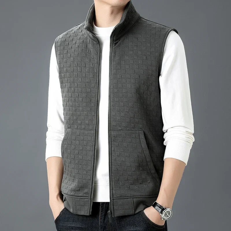 Athletic Grid-Textured Zip Vest with Wrinkle-Resistant Fabric