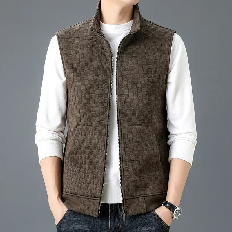 Athletic Grid-Textured Zip Vest with Wrinkle-Resistant Fabric