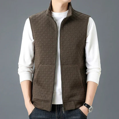 Athletic Grid-Textured Zip Vest with Wrinkle-Resistant Fabric