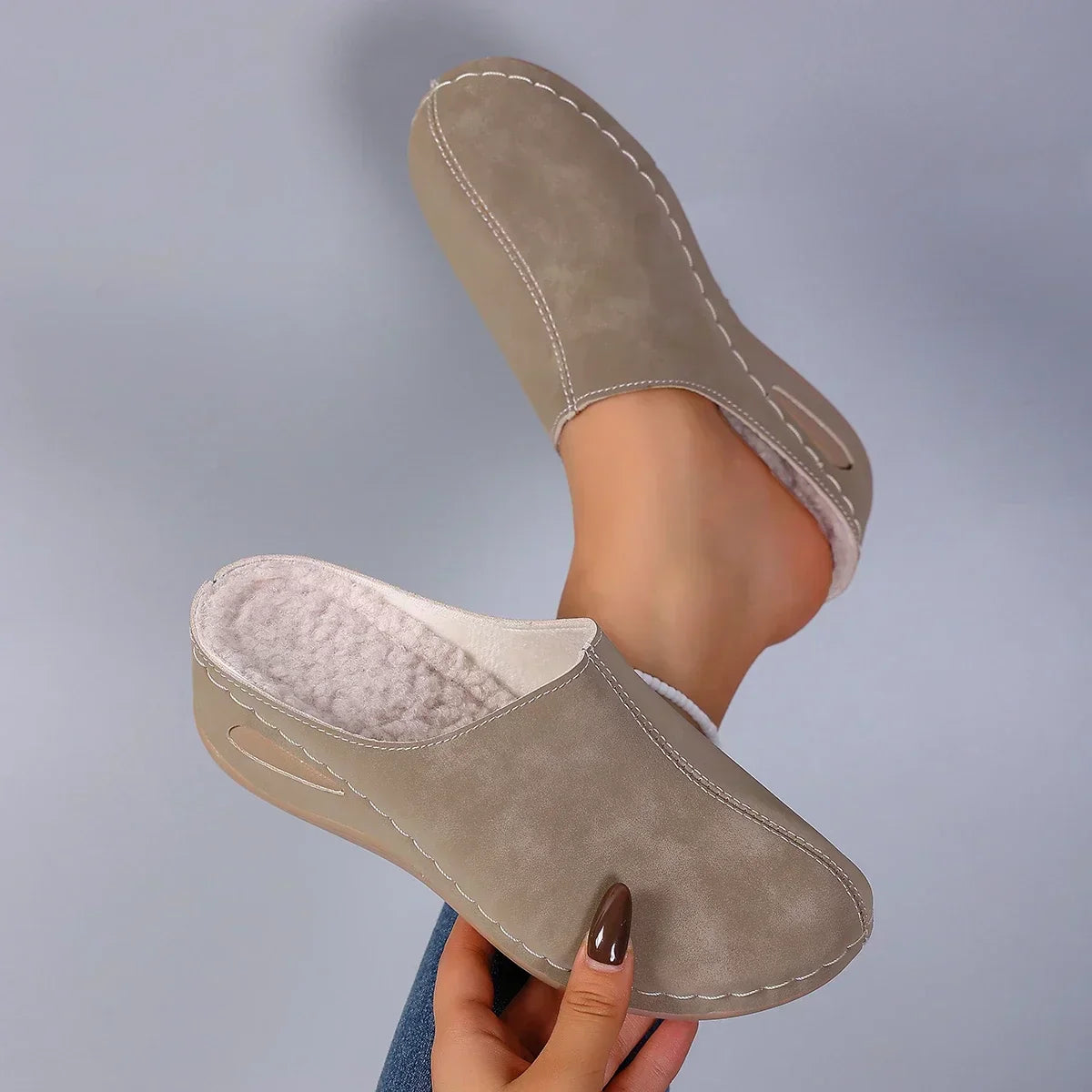 Noemi | Women's Orthopedic Comfort Slide