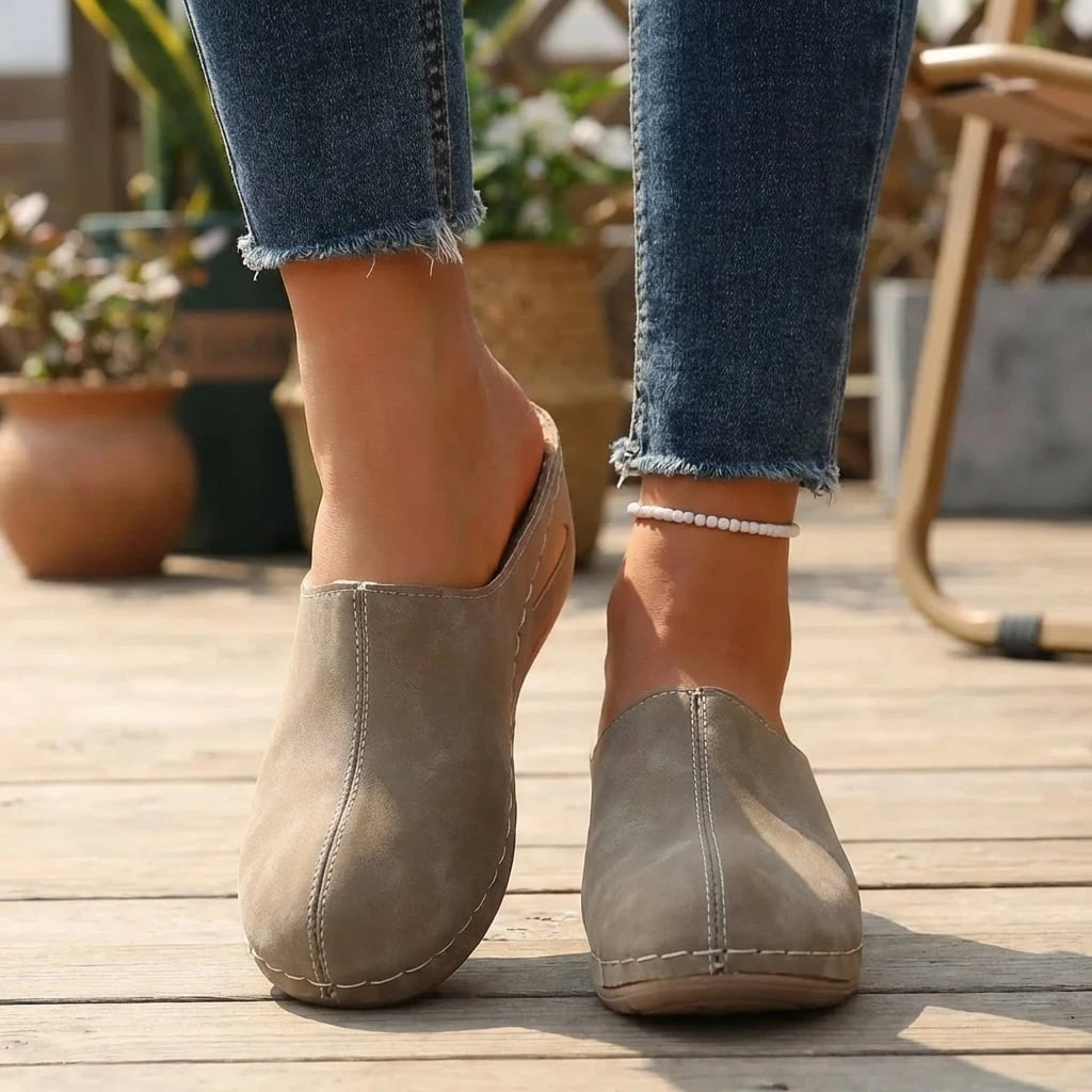 Noemi | Women's Orthopedic Comfort Slide