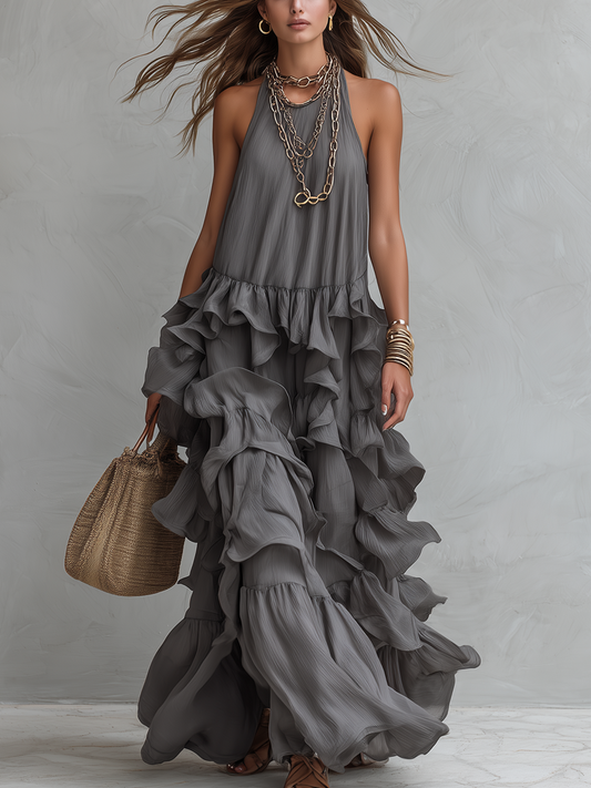 Vestido maxi romántico y elegante en gris con volantes en capas
