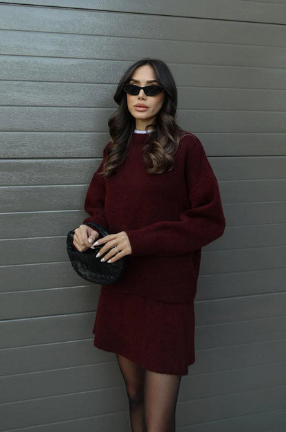 NEVA 2-Piece Oversized Sweater and Skirt Set for Women – Comfortable Stylish Outfit