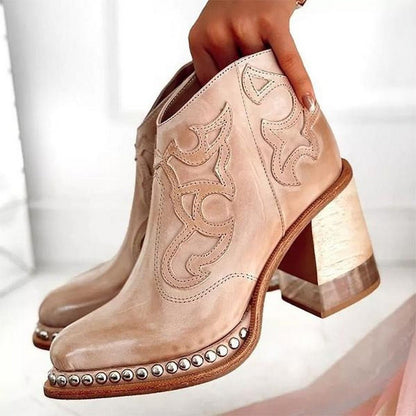 Jessy Embroidered Western Block Heel Boots with Stylish Pull-On Design