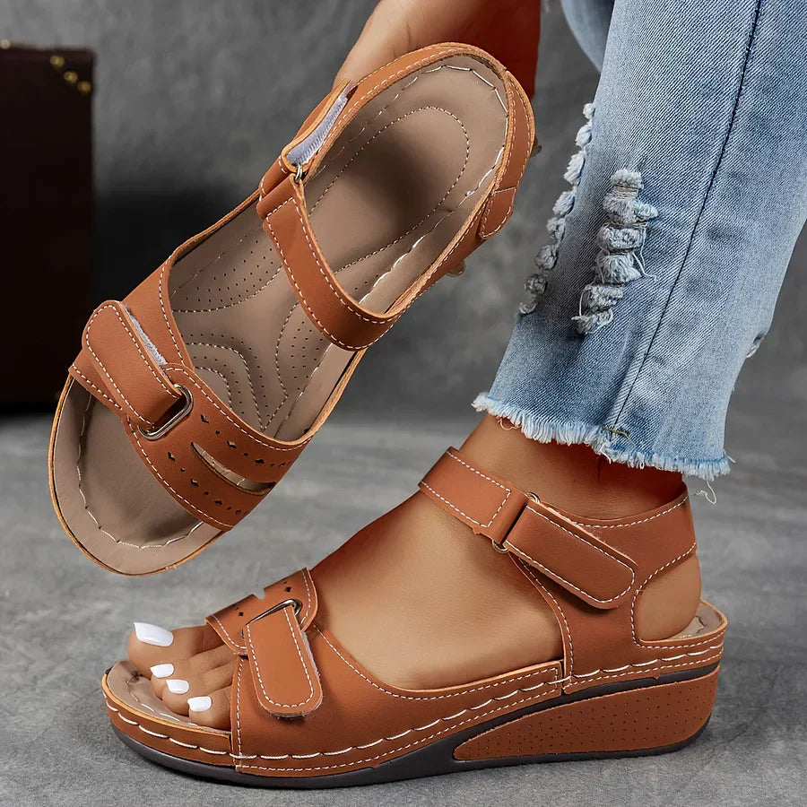 Adjustable Women's Walking Sandals for Ultimate Comfort