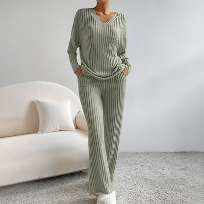 Wilma Ribbed V-Neck Sweater Set Comfortable Stylish Layering