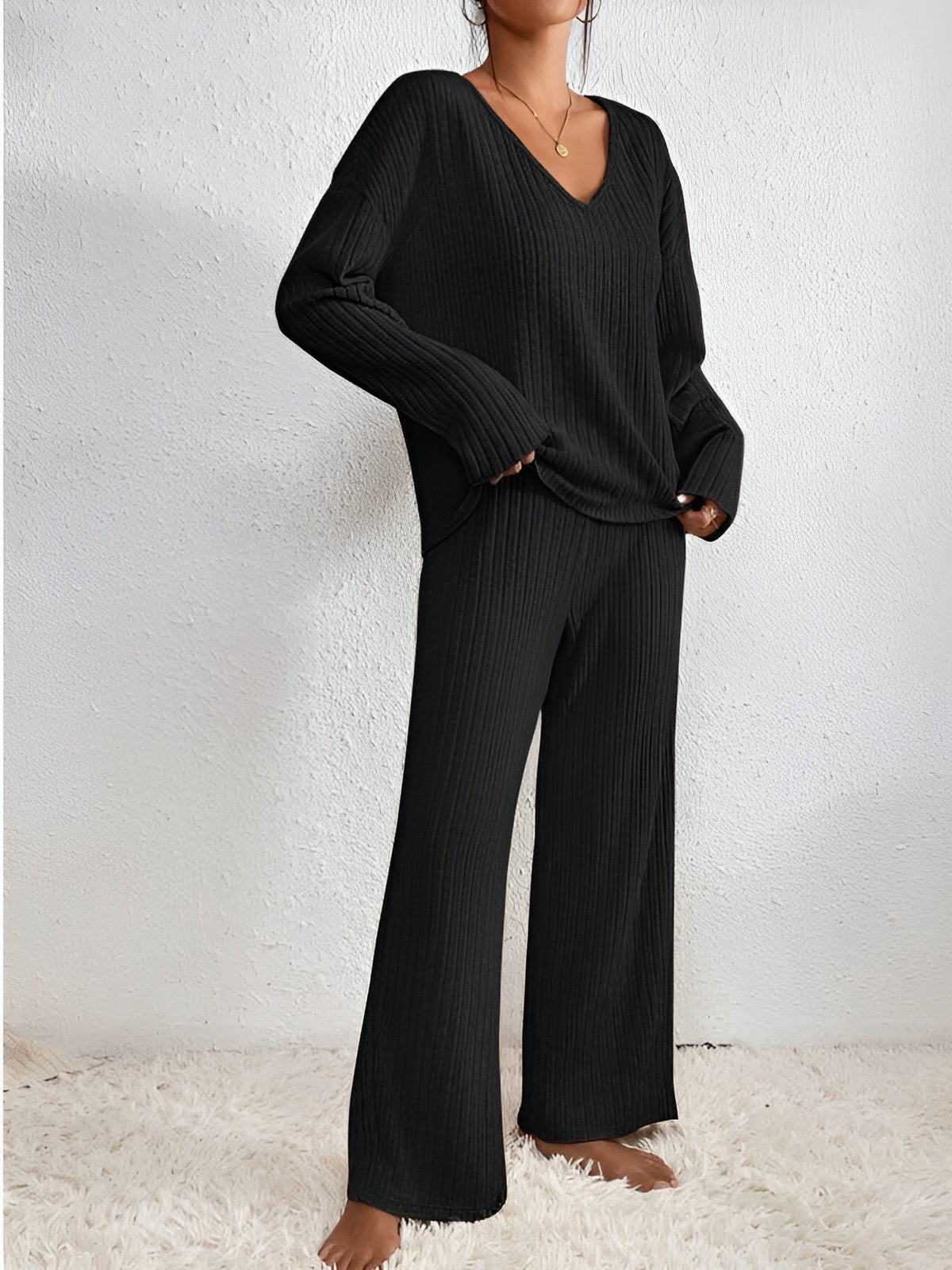 Wilma Ribbed V-Neck Sweater Set Comfortable Stylish Layering