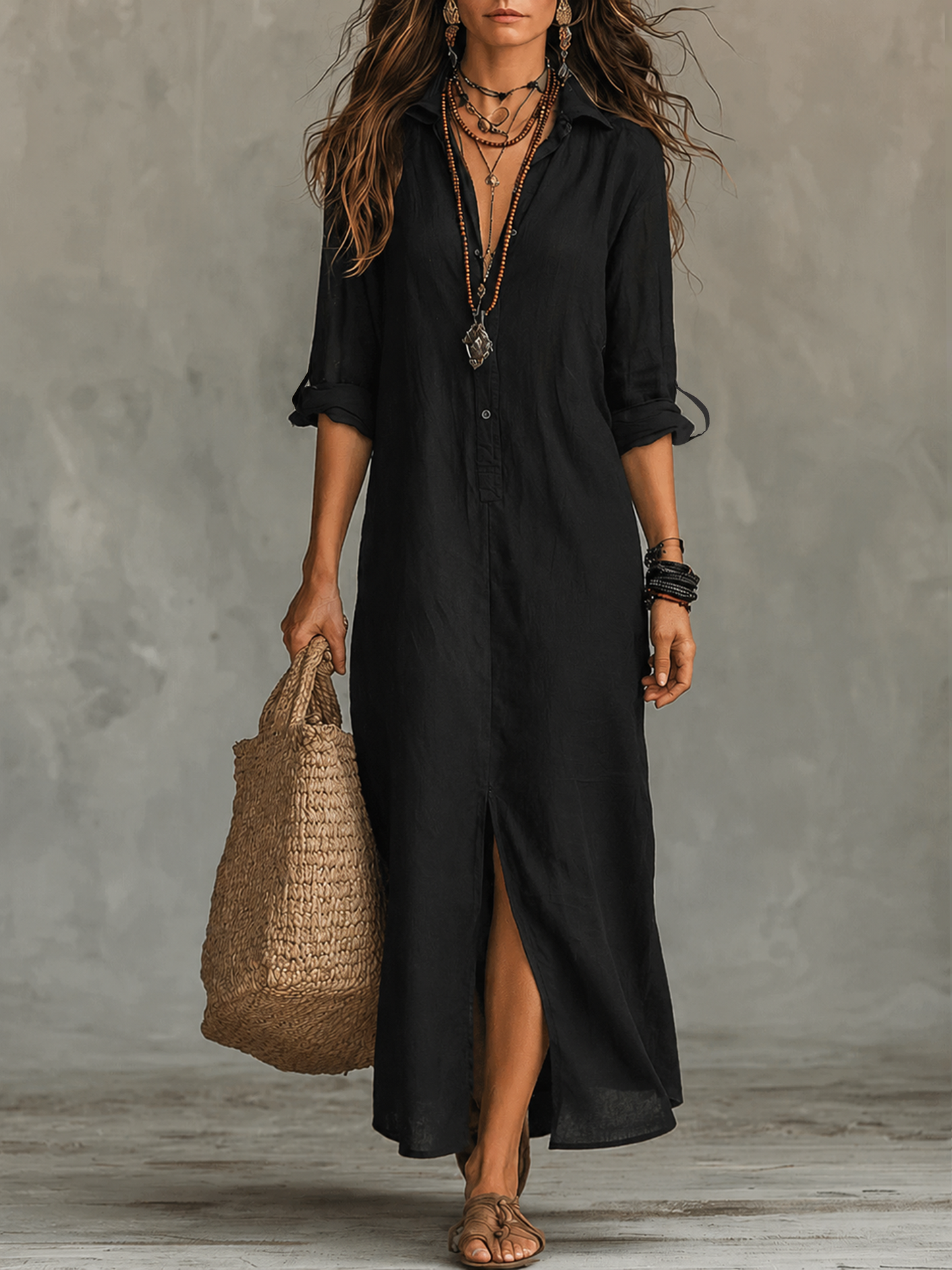 Robe maxi bohème avec design à boutons noirs sur le devant