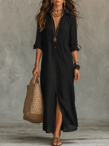 Robe maxi bohème avec design à boutons noirs sur le devant