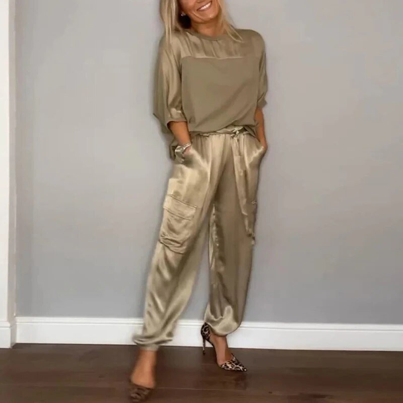 Charlotte | Ensemble deux pièces grande taille avec pantalon cargo à cordon de serrage utilitaire