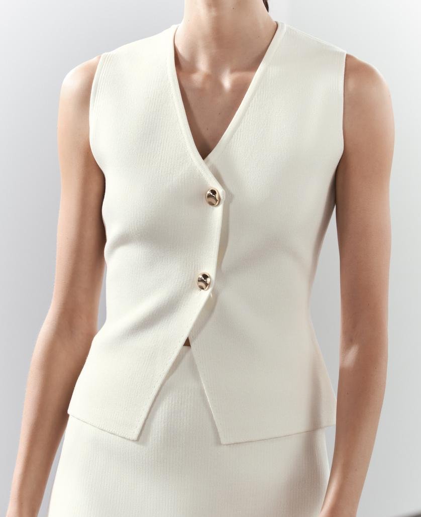 Women's Button-Front V-Neck Sleeveless Top