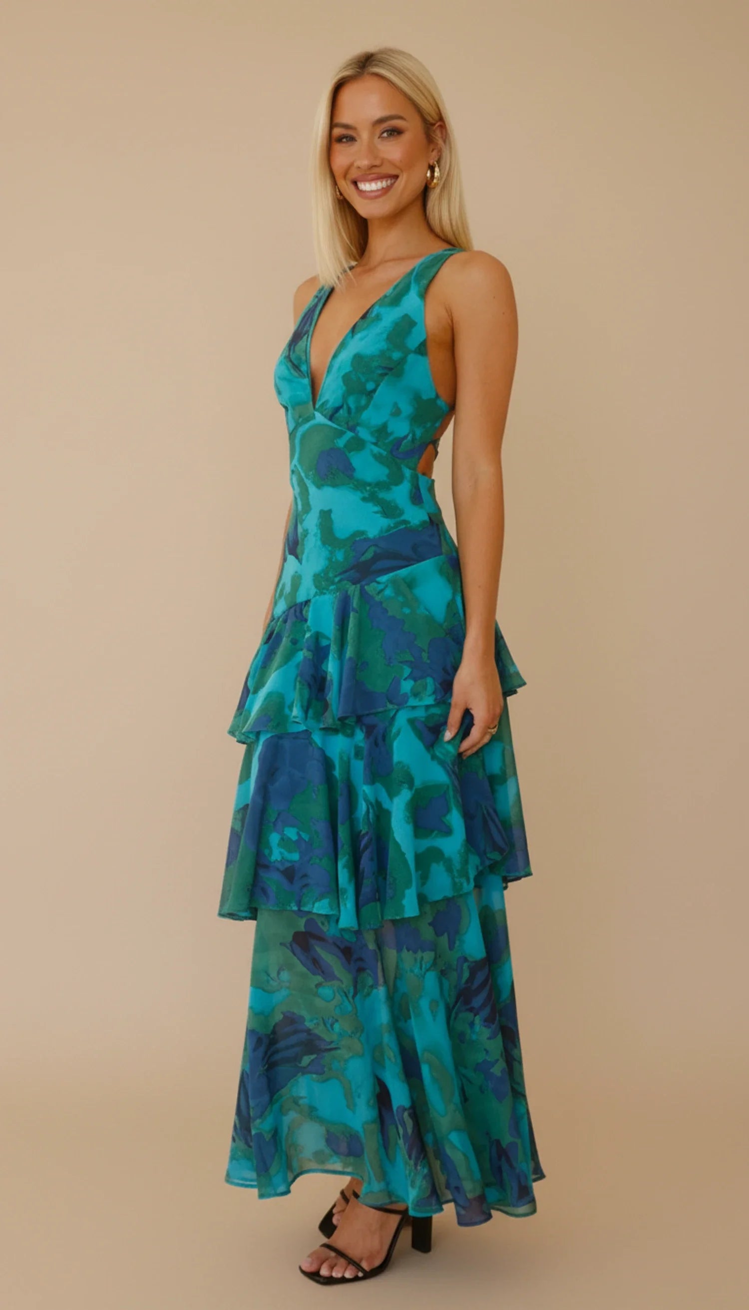 Elegant Floral Halter Maxi Dress